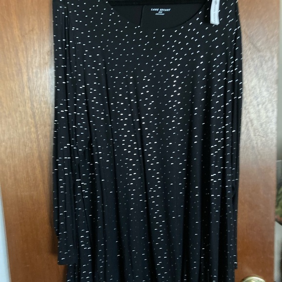 LANE BRYANT SWING LONG SLEEVE SPARKLE CREW NECK TEE 22-24 BLACK SILVER NEW - Picture 4 of 4